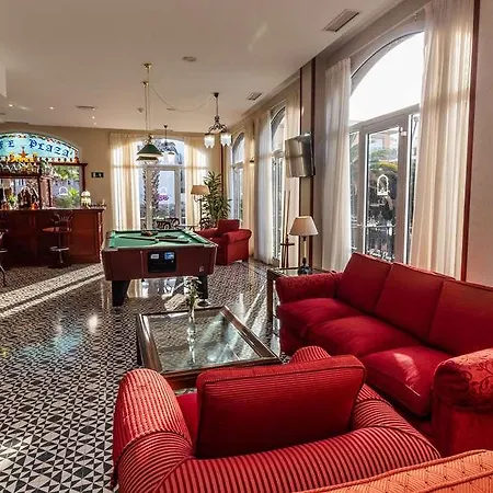 Ξενοδοχείο Reveron Plaza