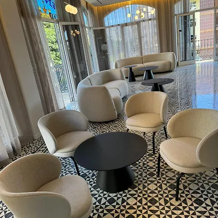 Hotel Reveron Plaza 4*