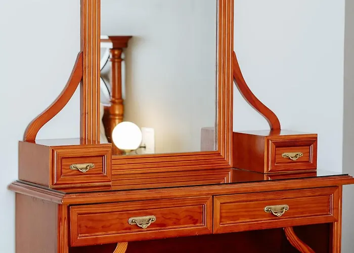 فندق Reveron Plaza 4*