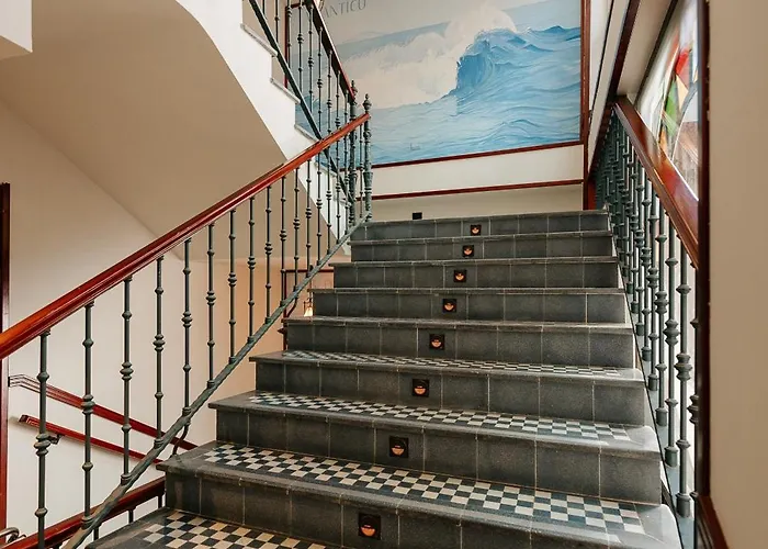 Reveron Plaza لوس كريستيانوس