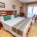 Hotel Reveron Plaza