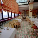 Отель Reveron Plaza 4*