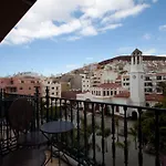 Reveron Plaza Hotel