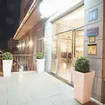Reveron Plaza 洛斯克里斯蒂亚诺斯