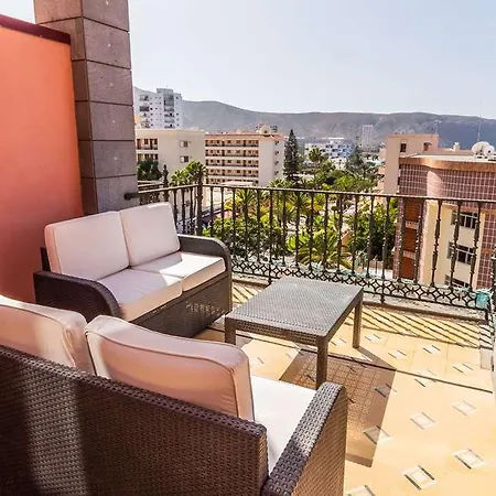 Reveron Plaza Hotel 4*