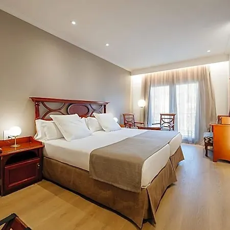 Otel Reveron Plaza