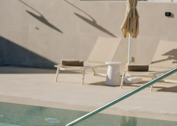 Reveron Plaza 4* לוס כריסטיאנוס